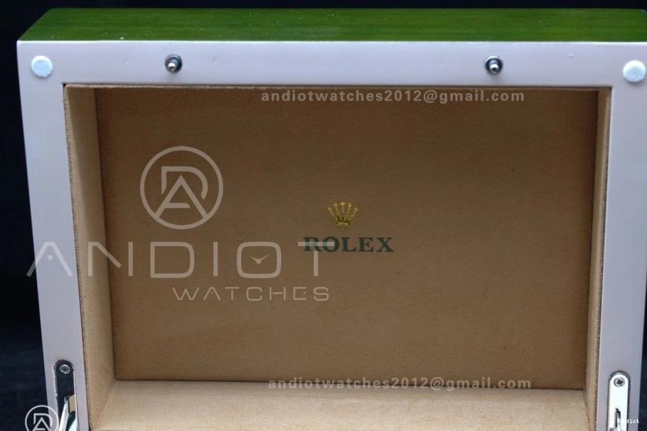 Wood Green End Rolex Box Top 0313